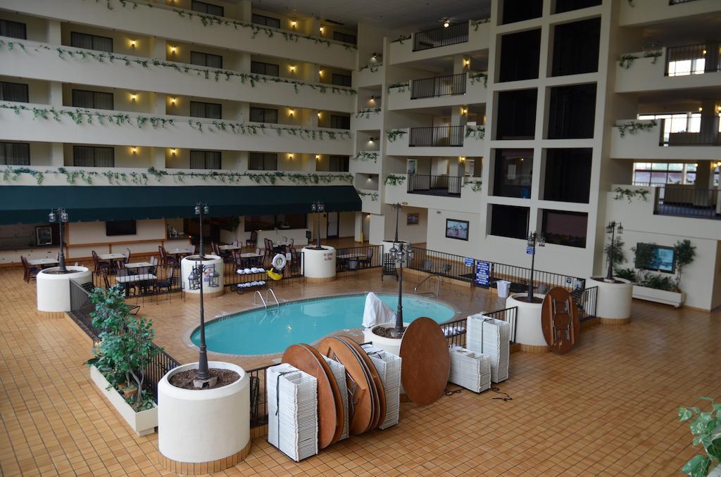Clarion Northwest Hotel 3*