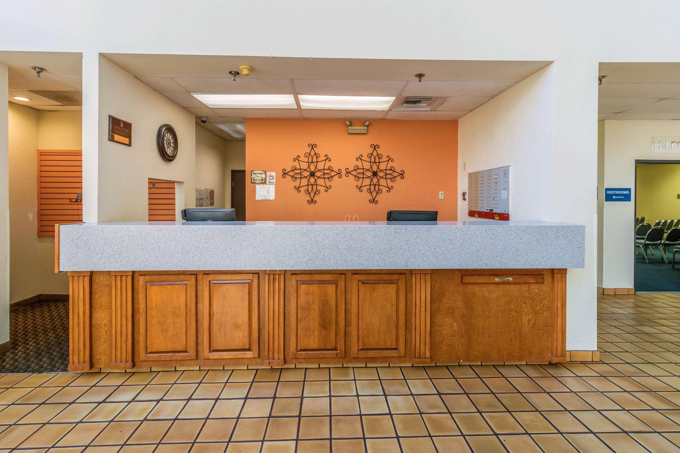 Clarion Northwest 3*