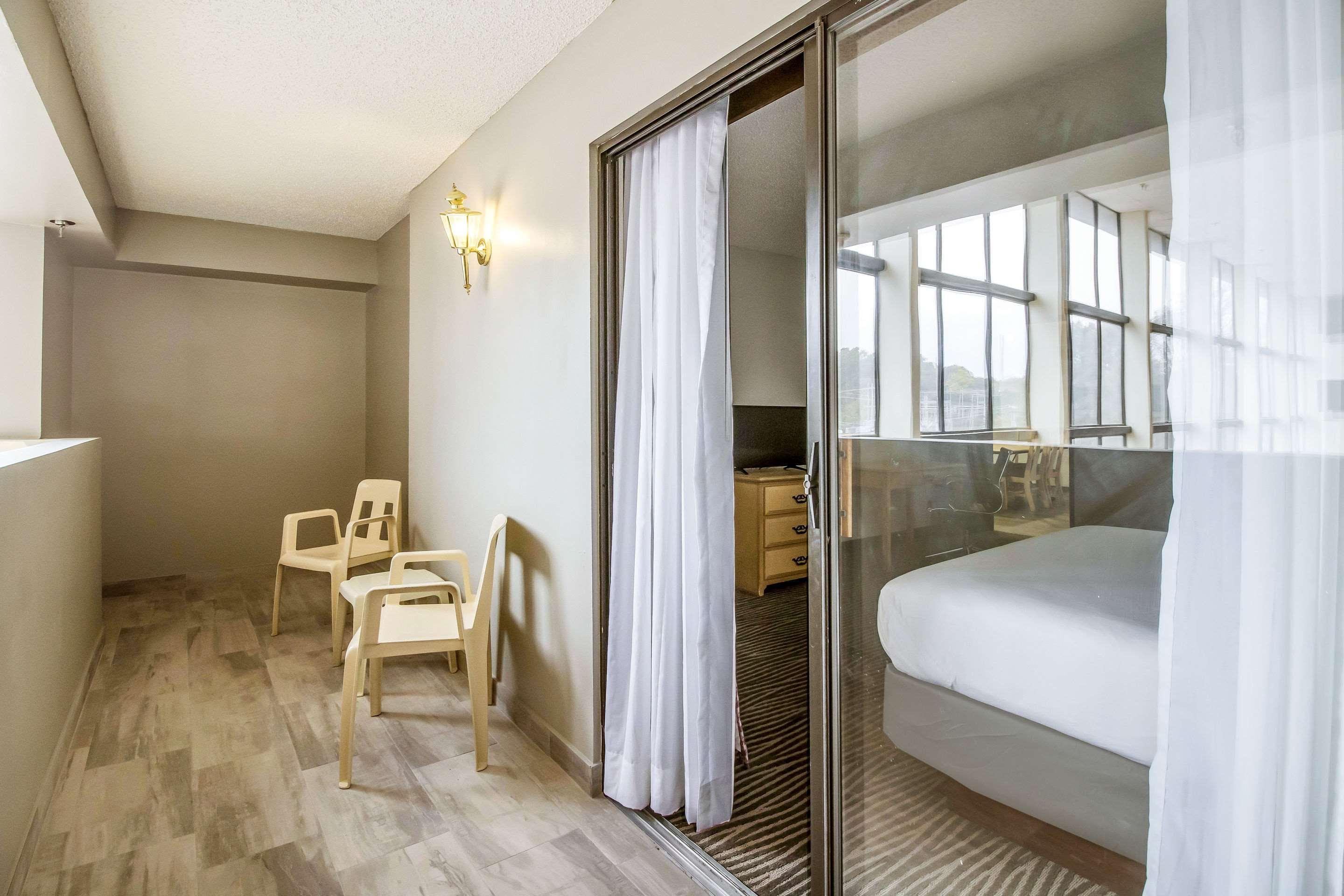 Hotel Clarion Northwest Jackson