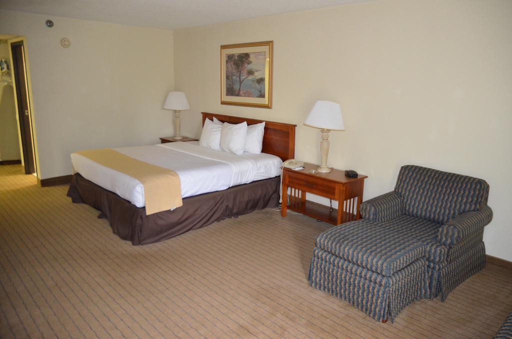 Clarion Northwest Hotel Jackson