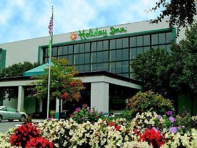 Clarion Northwest 3*